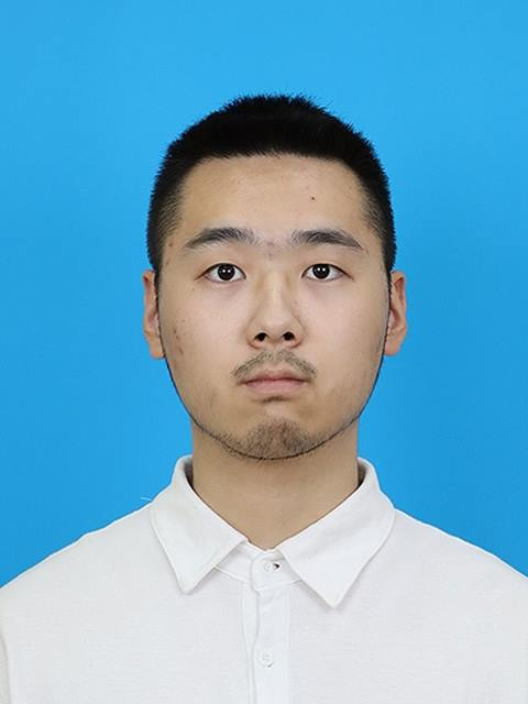 闫睿